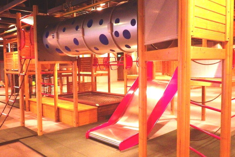 室内アスレチックもある「戸田市立児童センター プリムローズ」